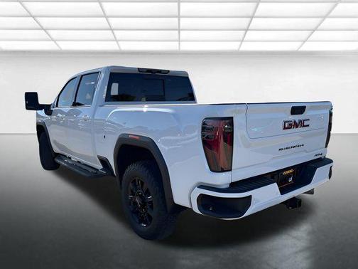 2024 GMC Sierra 2500 AT4