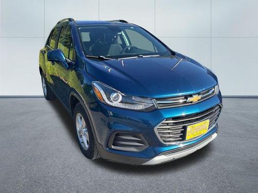 Pacific Blue Metallic 2019 Chevrolet Trax LT