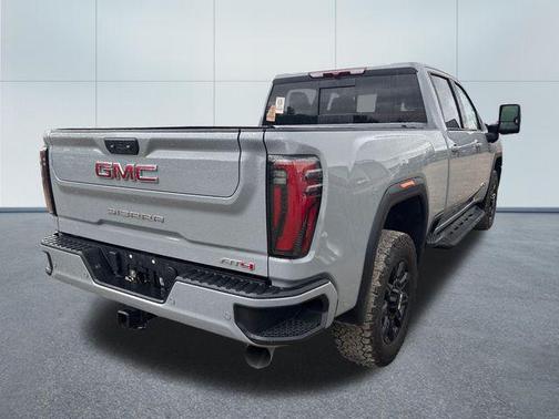 Thunderstorm Gray 2024 GMC Sierra 2500 AT4