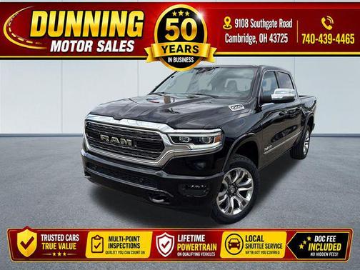 Diamond Black Crystal Pearlcoat 2024 RAM 1500 Limited