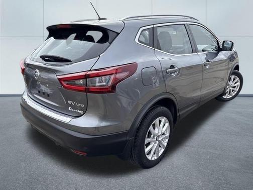 2022 Nissan Rogue Sport SV