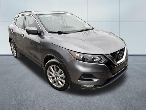 2022 Nissan Rogue Sport SV