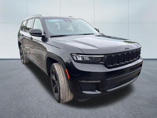 Diamond Black Crystal Pearlcoat 2024 Jeep Grand Cherokee L Limited
