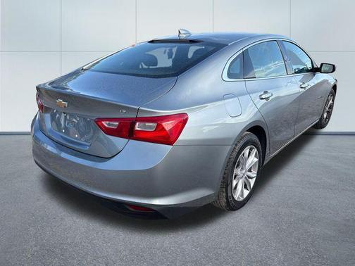 Silver 2023 Chevrolet Malibu 1LT