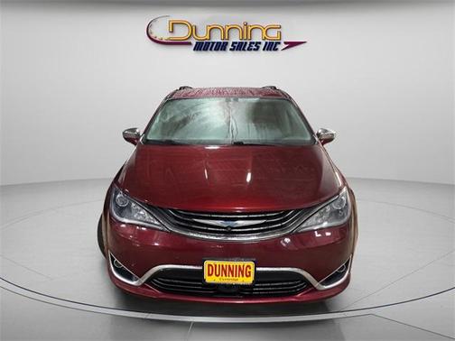 2017 Chrysler Pacifica Hybrid Platinum