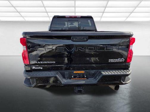 2022 Chevrolet Silverado 3500 High Country