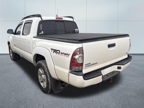 2015 Toyota Tacoma Base