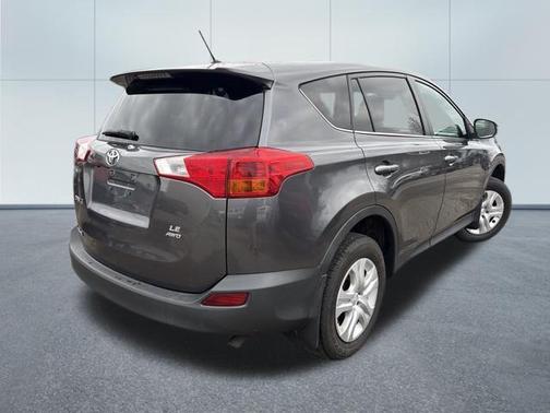 Magnetic Gray Metallic 2013 Toyota RAV4 LE