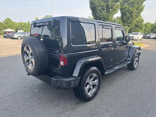 2017 Jeep Wrangler Unlimited Sahara