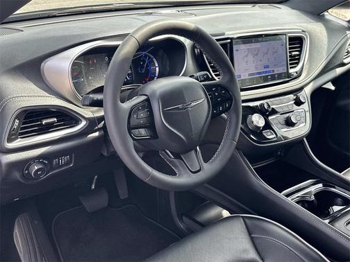 2022 Chrysler Pacifica Hybrid Limited
