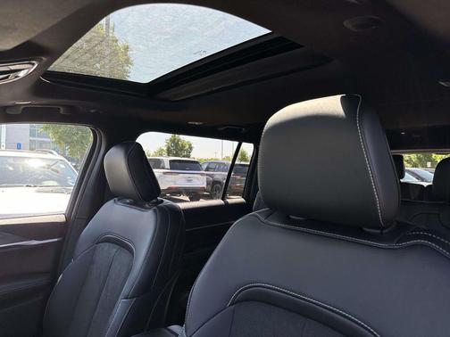 Silver Zynith 2026 Jeep Grand Cherokee L Altitude