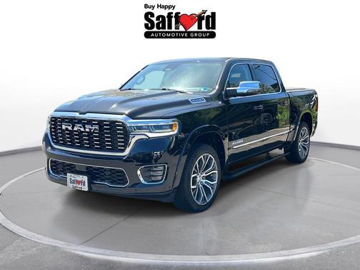 Diamond Black Crystal Pearlcoat 2026 RAM 1500 ST