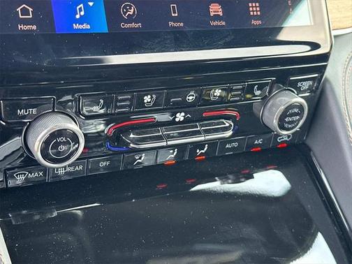 2025 Jeep Grand Cherokee L Summit Reserve