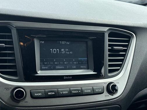 Absolute Black Pearl 2019 Hyundai Accent SE