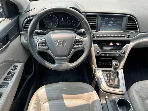 2017 Hyundai ELANTRA Limited