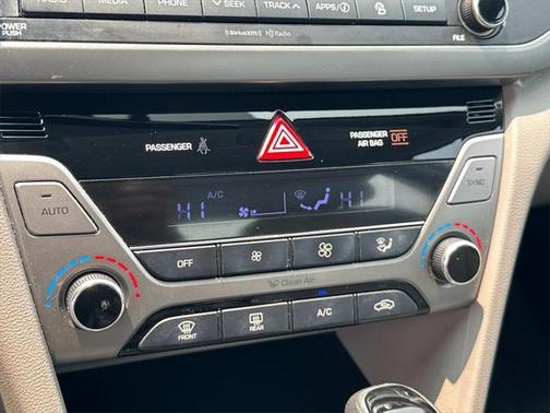 2017 Hyundai ELANTRA Limited