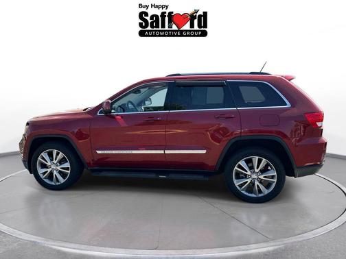 Brilliant Black Crystal Pearlcoat 2013 Jeep Grand Cherokee Laredo