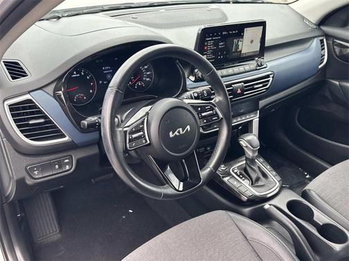 2023 Kia Seltos S