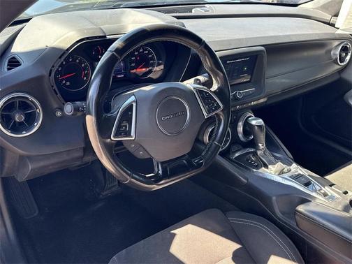 2019 Chevrolet Camaro 1LS
