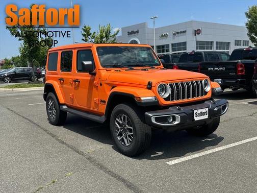 2025 Jeep Wrangler 4-Door Sahara 4x4