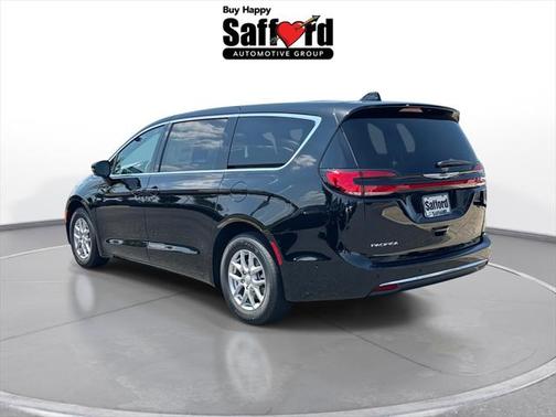 2025 Chrysler Pacifica L
