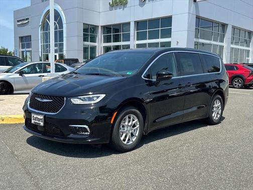2025 Chrysler Pacifica L