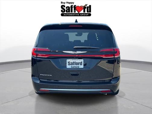 2025 Chrysler Pacifica L