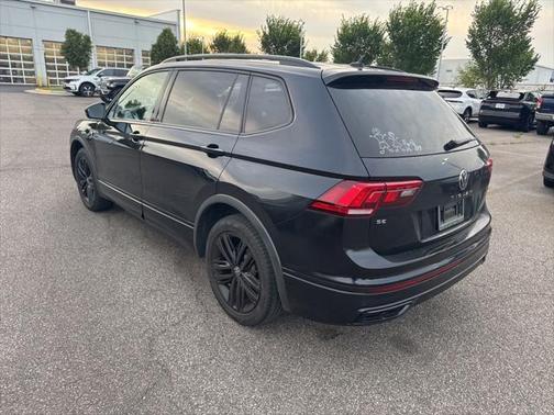2022 Volkswagen Tiguan 2.0T SE R-Line Black 4MOTION