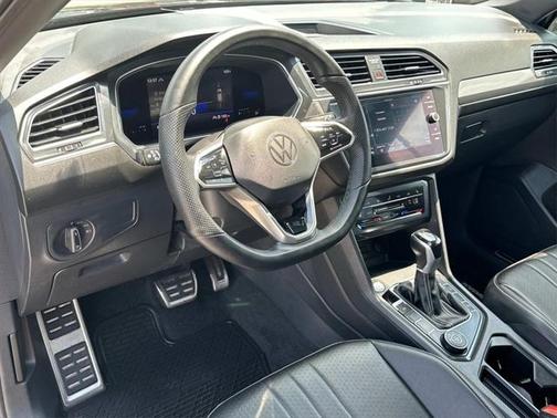 2022 Volkswagen Tiguan 2.0T SE R-Line Black 4MOTION
