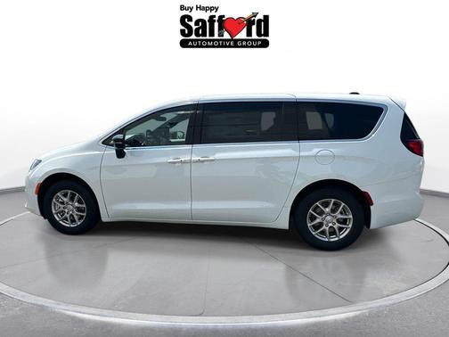 Bright White Clearcoat 2026 Chrysler Voyager LX
