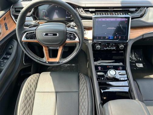 2025 Jeep Grand Cherokee L Summit Reserve