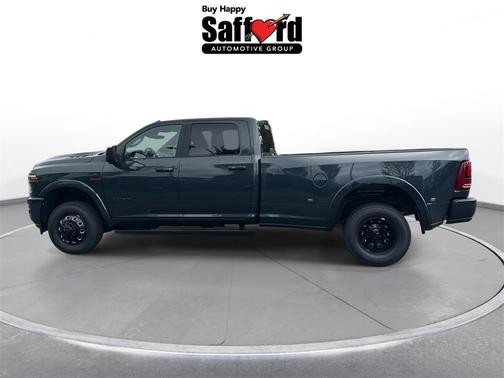 2025 RAM 3500 Limited Crew Cab 4x4 8' Box