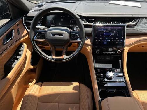 2025 Jeep Grand Cherokee L Summit Reserve