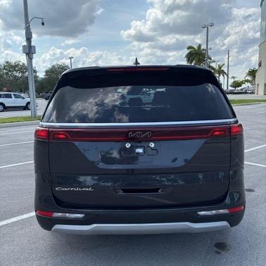 2022 Kia Carnival LXS