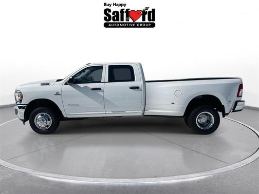 2022 RAM 3500 Tradesman Crew Cab 4x4 8' Box