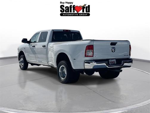 2022 RAM 3500 Tradesman Crew Cab 4x4 8' Box