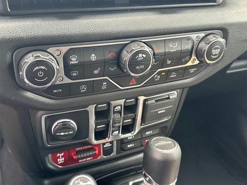 2025 Jeep Gladiator Willys