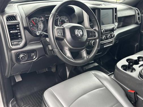 2023 RAM 2500 Tradesman Crew Cab 4x4 8' Box