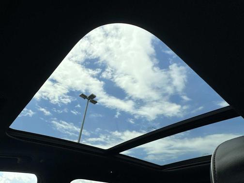 Bright White Clearcoat 2022 Jeep Grand Cherokee Summit