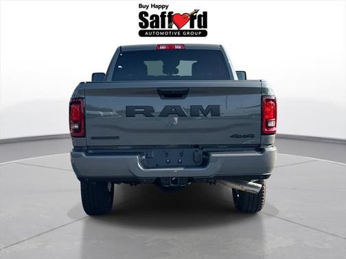 2025 RAM 2500 Big Horn Crew Cab 4x4 6'4' Box