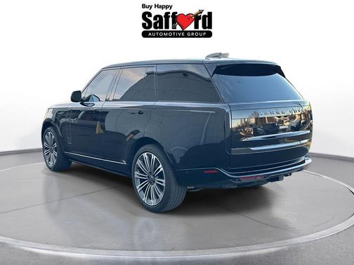 2023 Land Rover Range Rover P530 SE