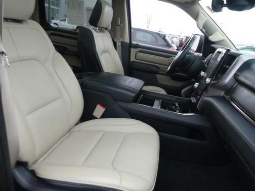 Delmonico Red Pearlcoat 2019 RAM 1500 Limited