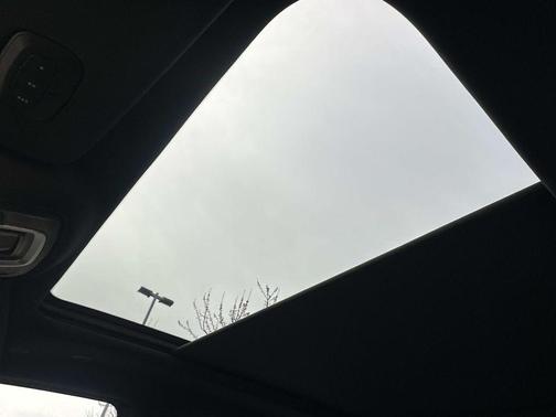 Bright White Clearcoat 2025 RAM 1500 Big Horn/Lone Star