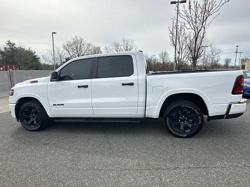 Bright White Clearcoat 2025 RAM 1500 Big Horn/Lone Star