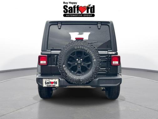 Black Clearcoat 2021 Jeep Wrangler Willys