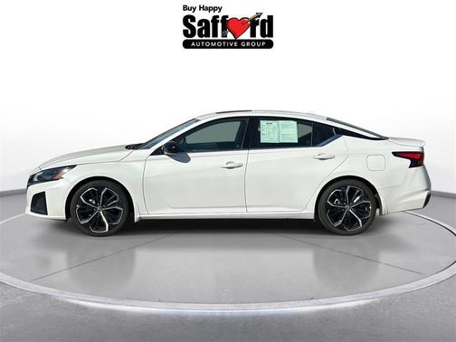 2023 Nissan Altima SR FWD