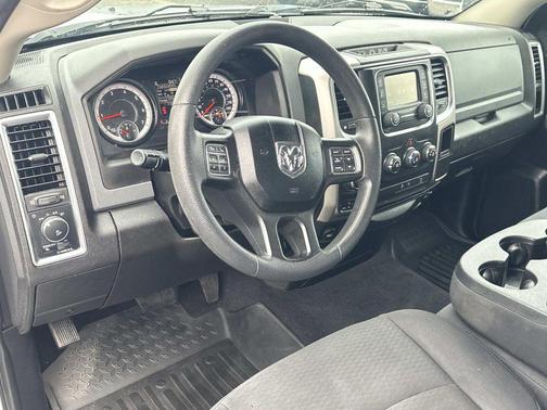 2019 RAM 1500 Classic Warlock Quad Cab 4x4 6'4' Box