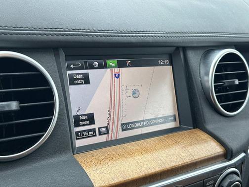 2016 Land Rover LR4 Base