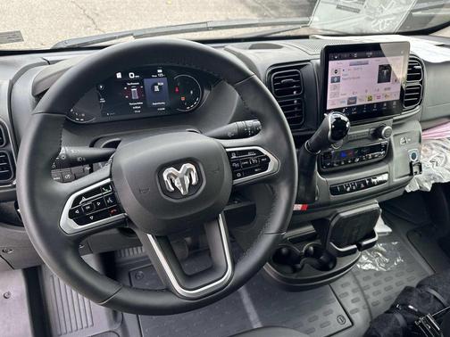 2025 RAM ProMaster 2500 Tradesman