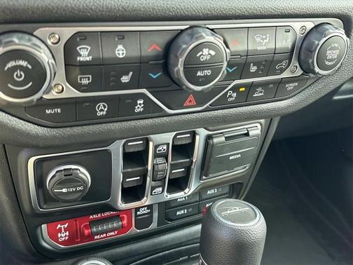 2025 Jeep Gladiator Willys